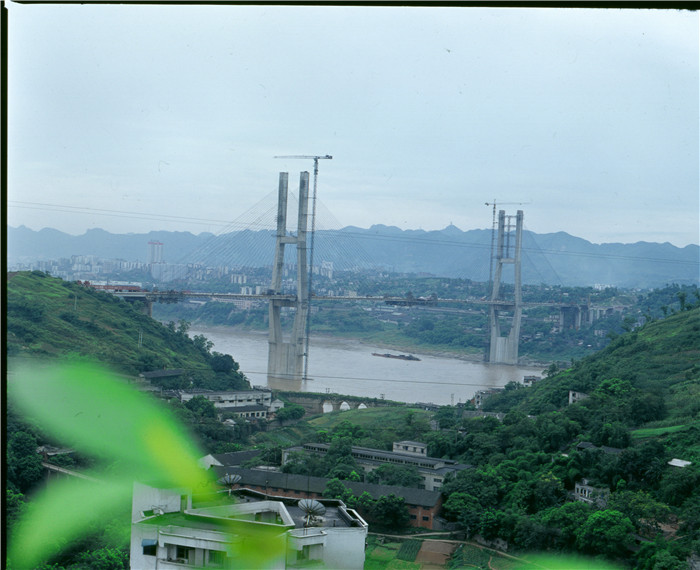 重慶大佛寺長(zhǎng)江大橋